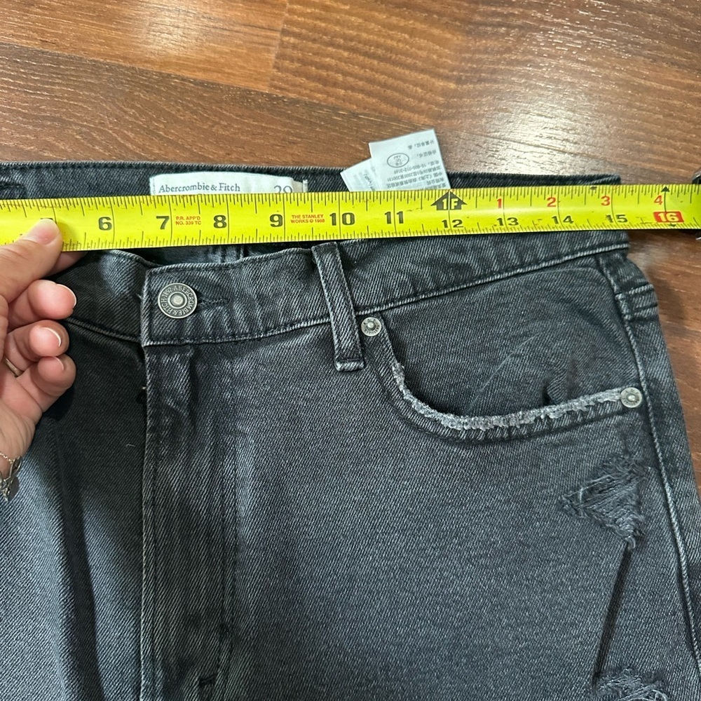 Abercrombie Ultra High Rise Ankle Straight Jeans washed black Sz 8 (29) - Picture 8 of 14
